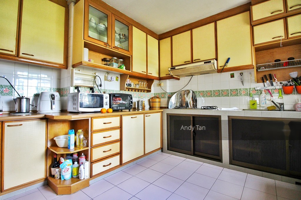 Blk 44 Lorong 5 Toa Payoh (Toa Payoh), HDB 5 Rooms #218925741